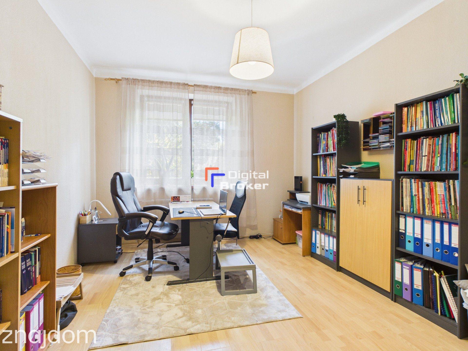 Wyjątkowa Oferta, Funkcjonalny Duży Dom, Działka 1100m2. - zdjęcie 8
