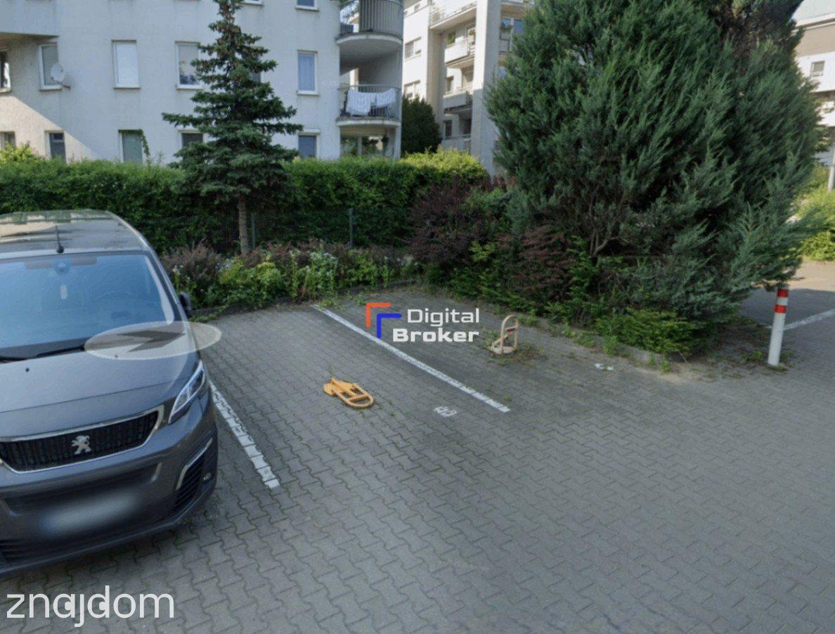 Poznań Junikowo - Parking komercyjny 30-32 miejsca - zdjęcie 3
