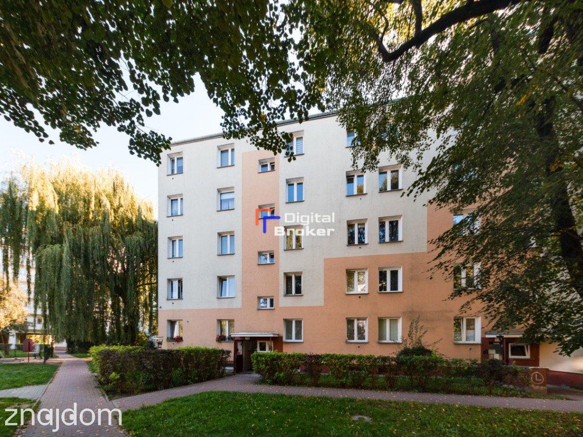 2 pokoje. Balkon. Dużo zieleni. - zdjęcie 9