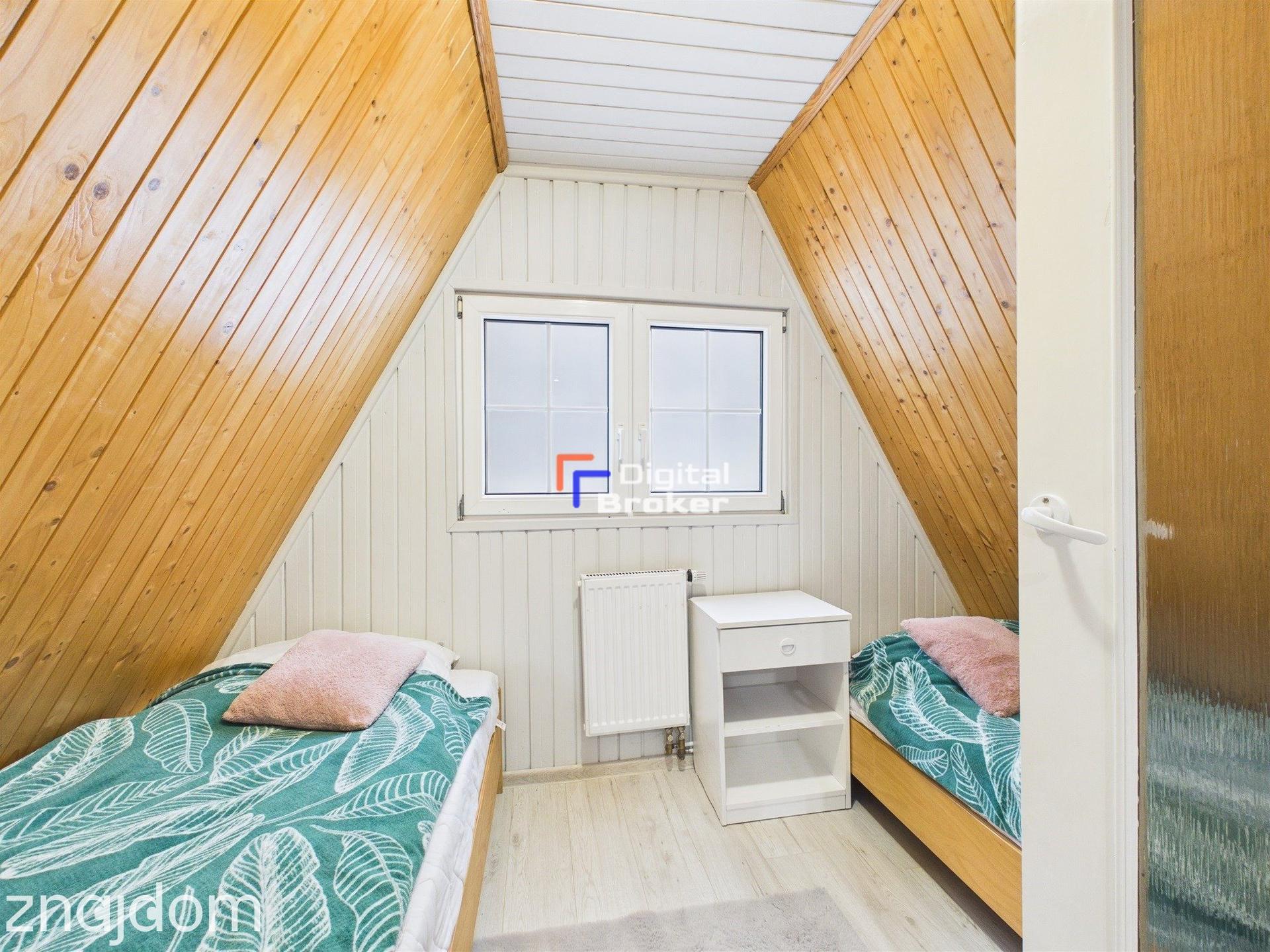 Działka rekreacyjna i dwa domy letniskowe Mazury✩ Warchały✩ 6 pokoi ✩ 117,9 m2 ✩100m od jeziora - zdjęcie 14