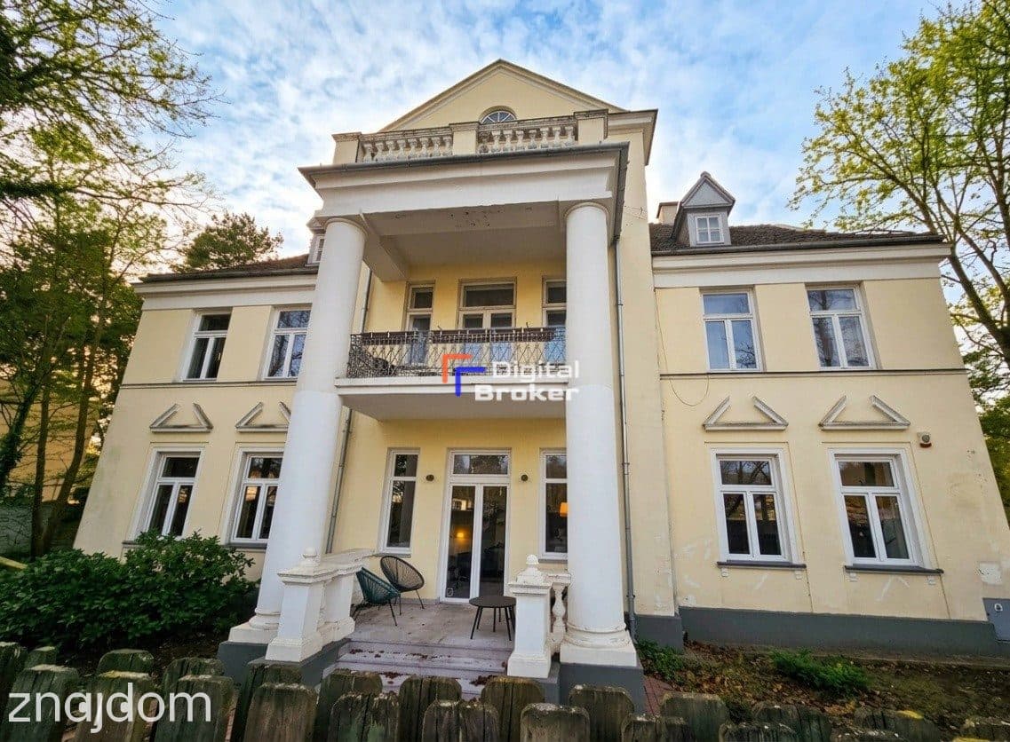 98,73 m² | 3 pokoje | przedwojenny dom | ogród | balkon 7,7 m² | Wawer