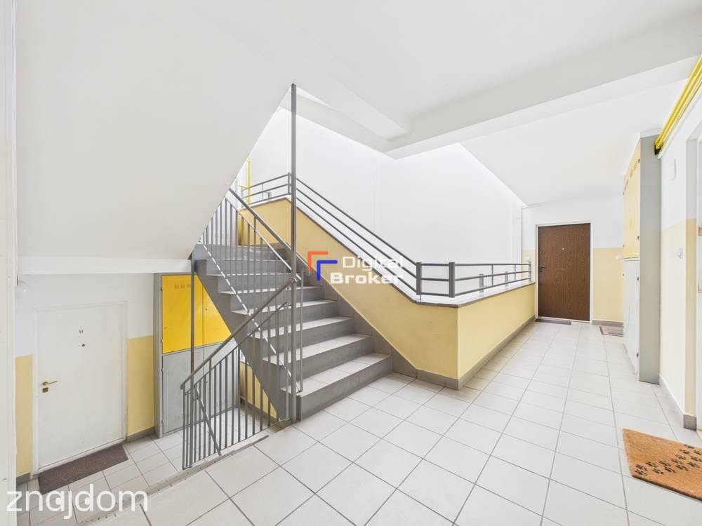 2 pokoje z potencjałem | Balkon i garaż | Piaseczno - zdjęcie 3