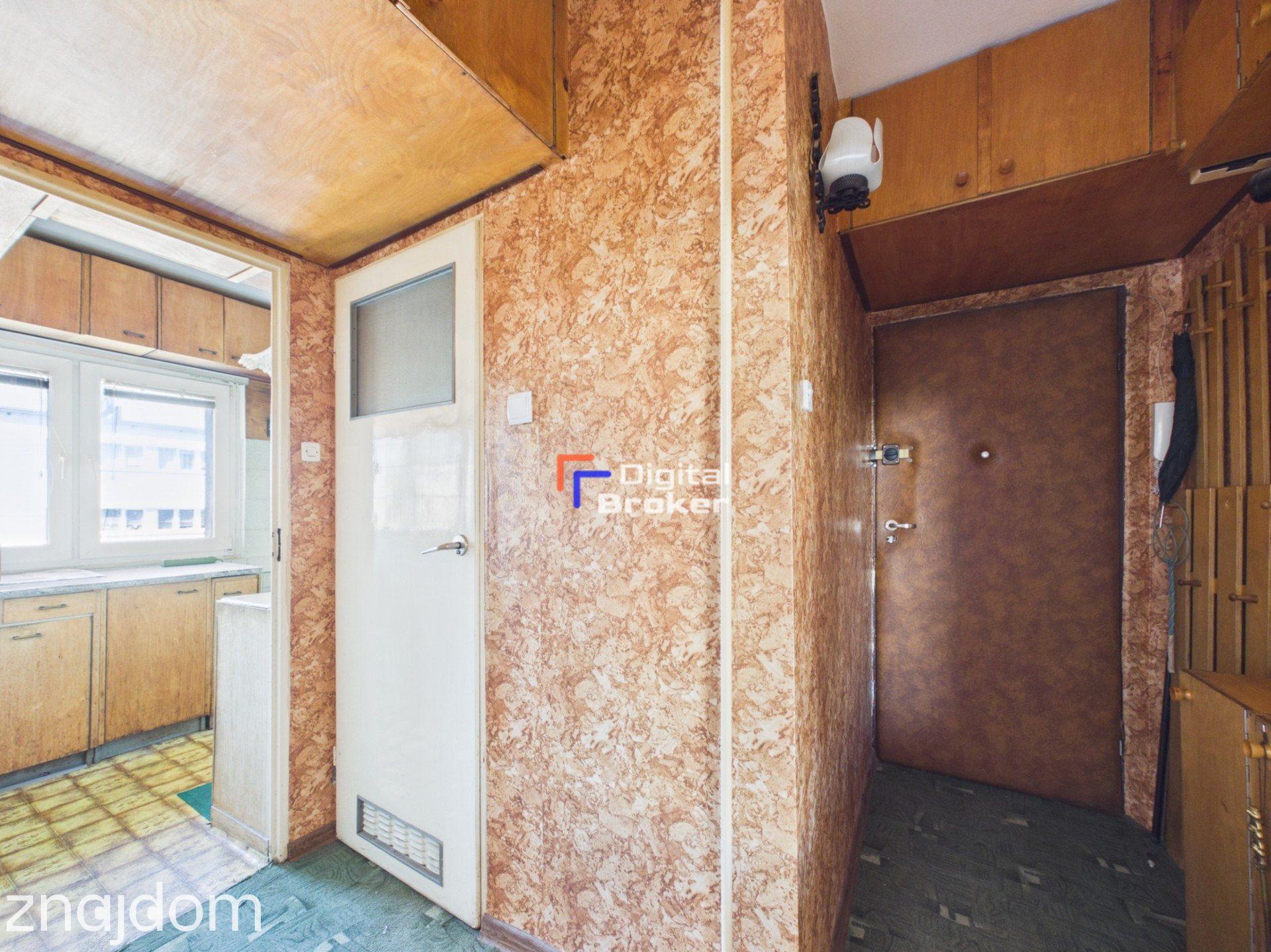 Komfortowe 2 Pokoje / Balkon / 3 Piętro / Do Remontu - zdjęcie 10
