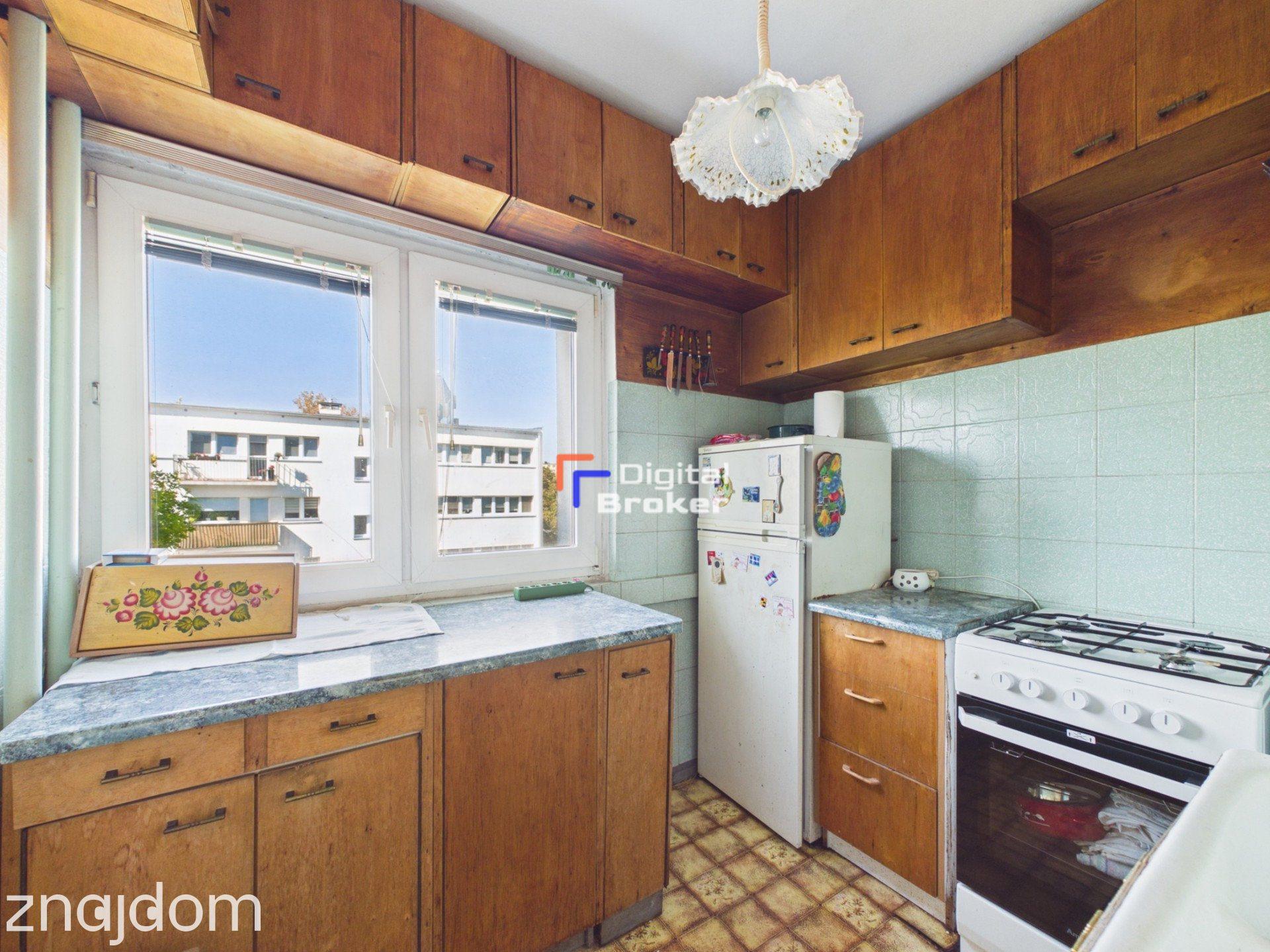 Komfortowe 2 Pokoje / Balkon / 3 Piętro / Do Remontu - zdjęcie 8