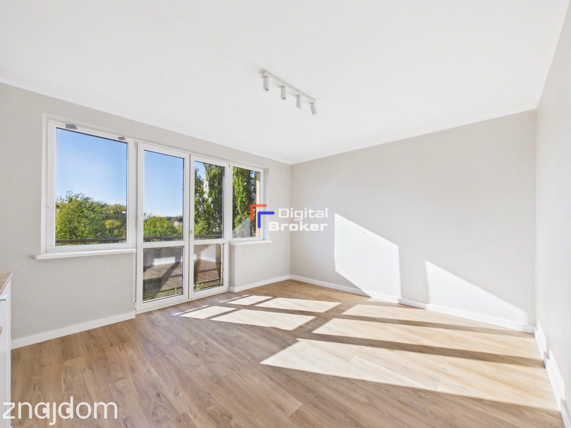 Obok Parku / 2 Pokoje / 36,8 m2 / Balkon / Do wprowadzenia - zdjęcie 2