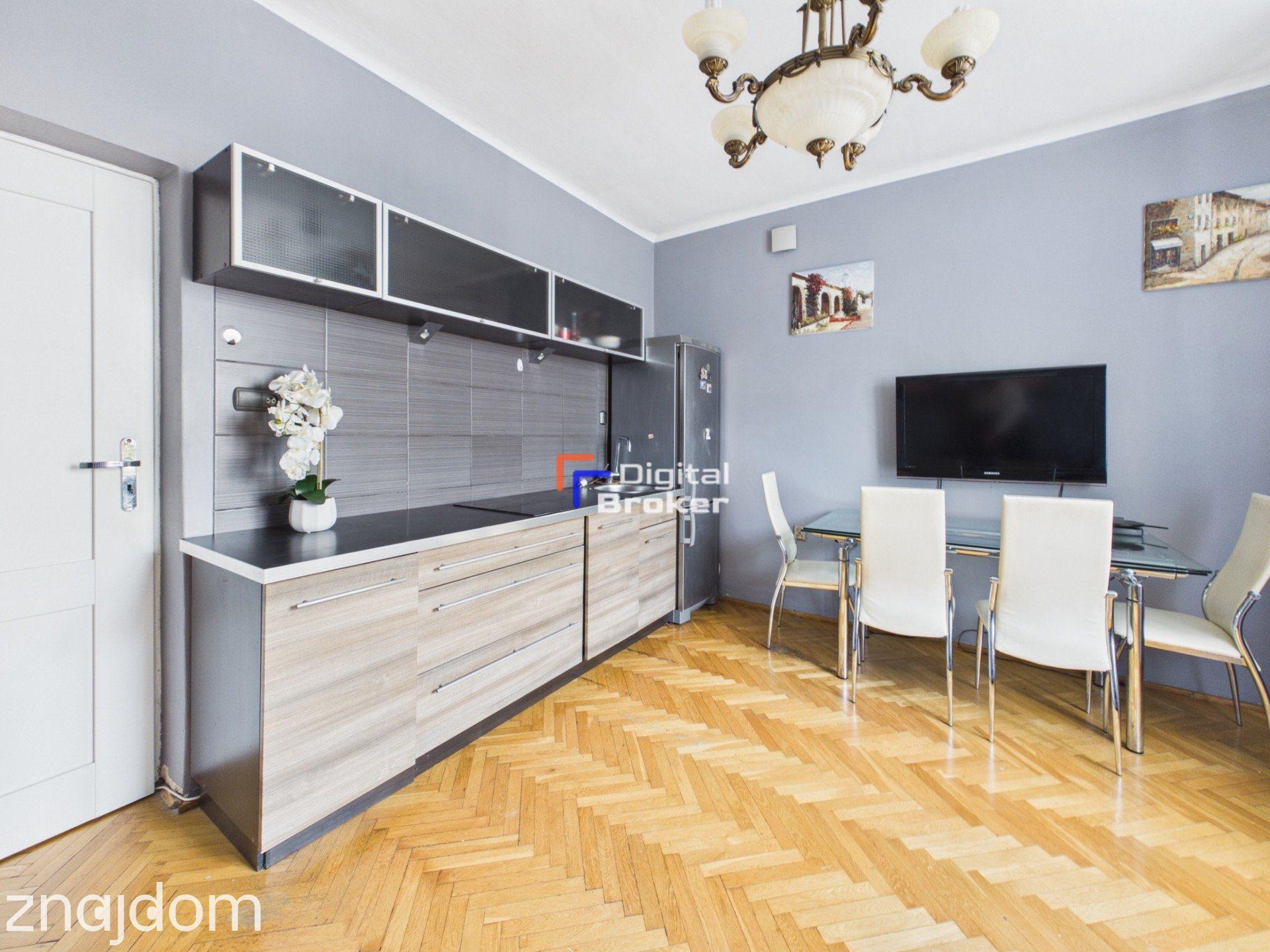 Dwa pokoje | Fantastyczny układ | Kamienica | 32m² | Praga