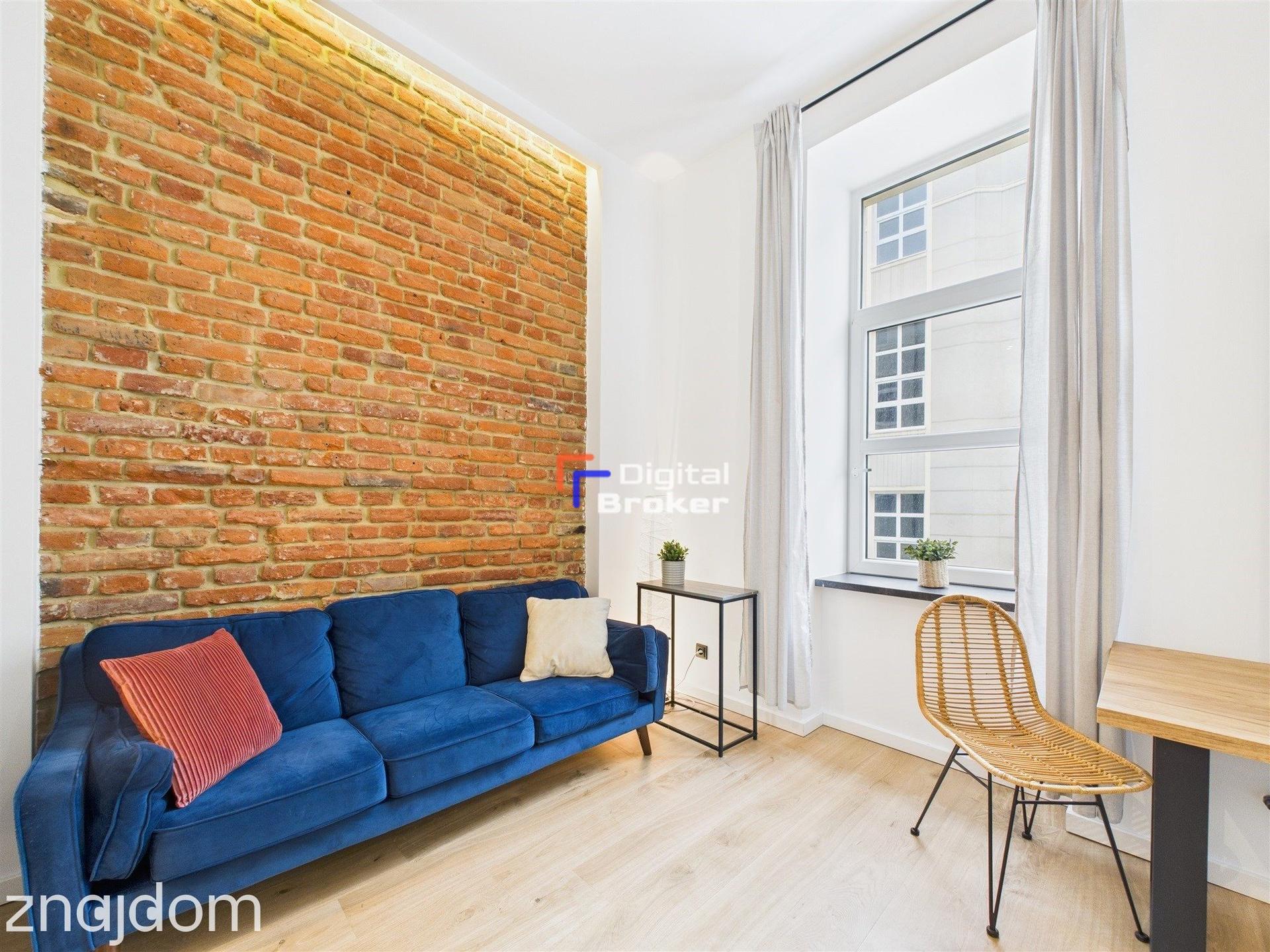 2 Pokoje z Potencjałem na 3 | Klimatyczna Kamienica | Śródmieście