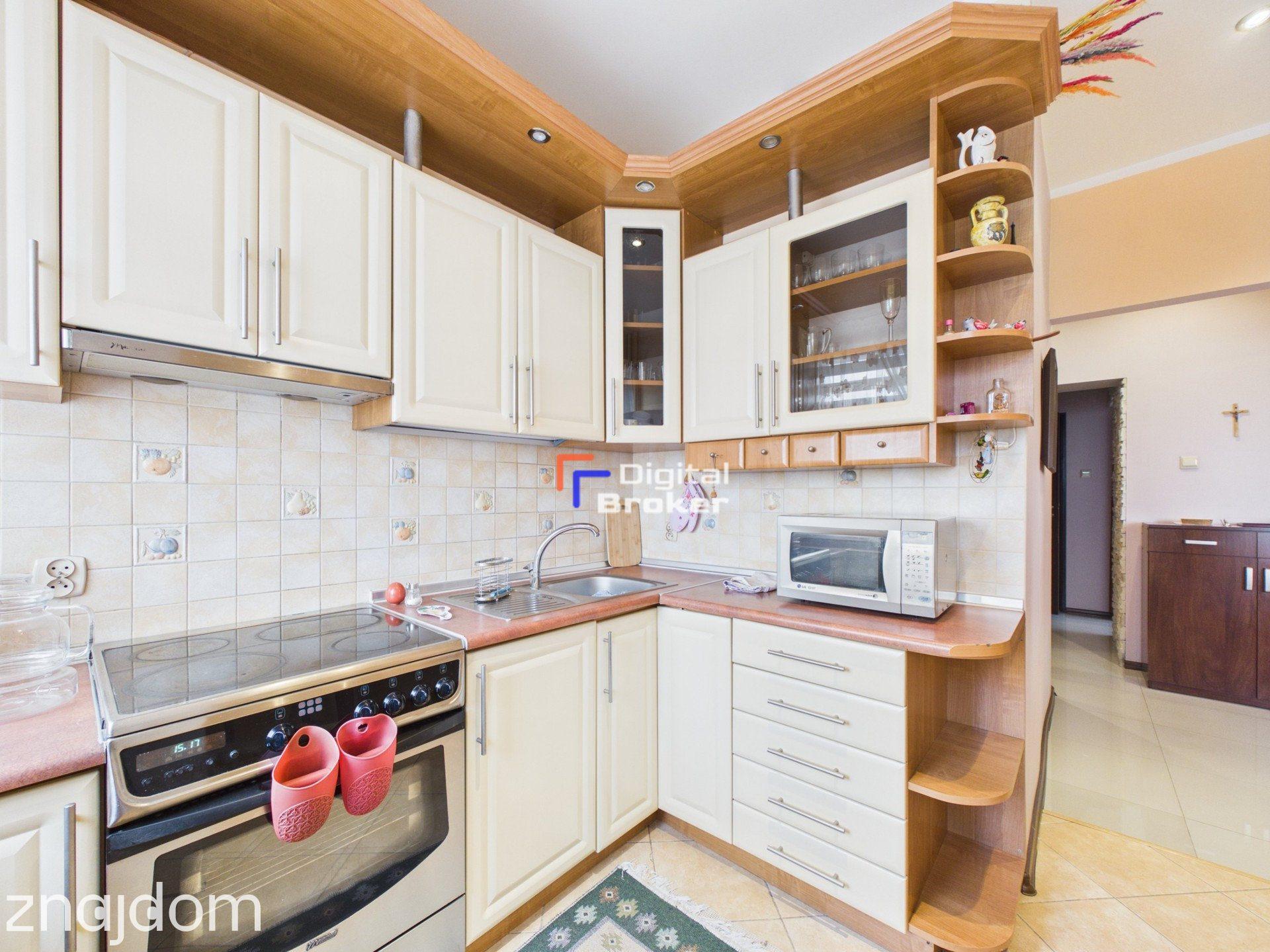 62 m²/ 3 pokoje/5. piętro/Winda/Do wprowadzenia - zdjęcie 6