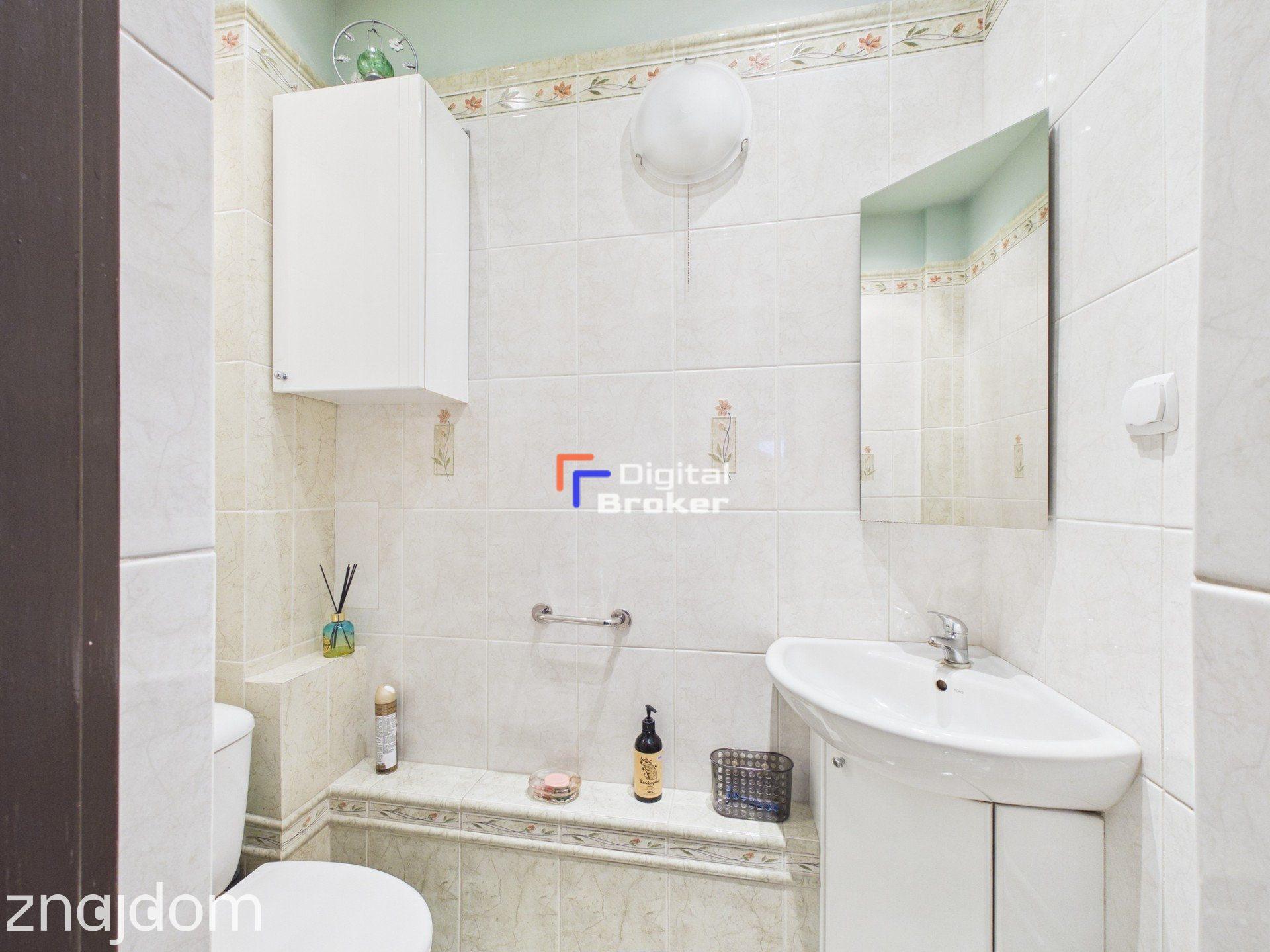 62 m²/ 3 pokoje/5. piętro/Winda/Do wprowadzenia - zdjęcie 8