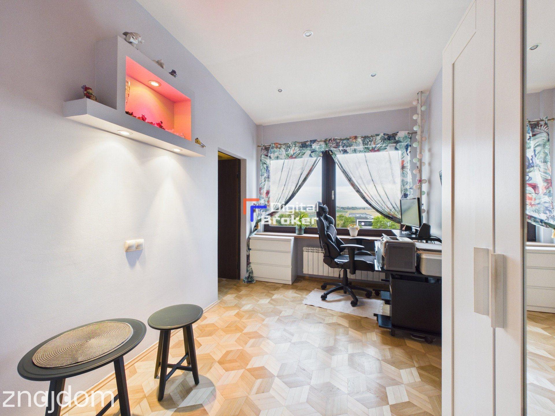 62 m²/ 3 pokoje/5. piętro/Winda/Do wprowadzenia - zdjęcie 9