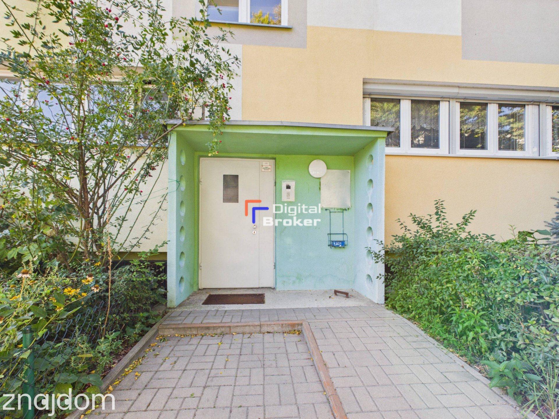 45 m² / 2 pokoje / Balkon / Garaż / Teofilów - zdjęcie 11