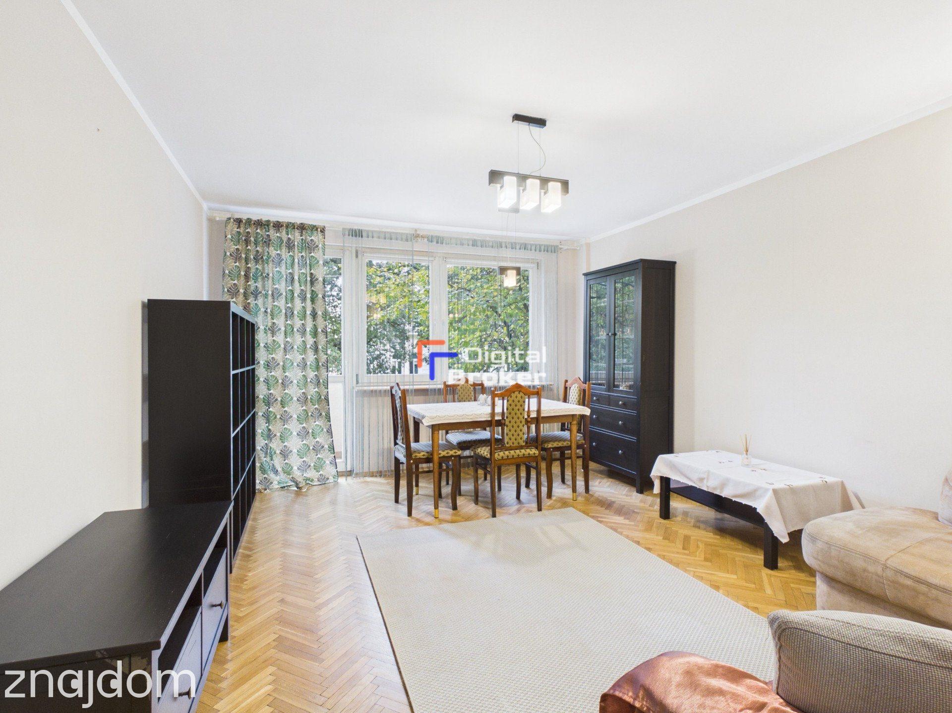 2 pokoje | 48 m² | Widok na park i pałac | 4 min do PKP | I piętro