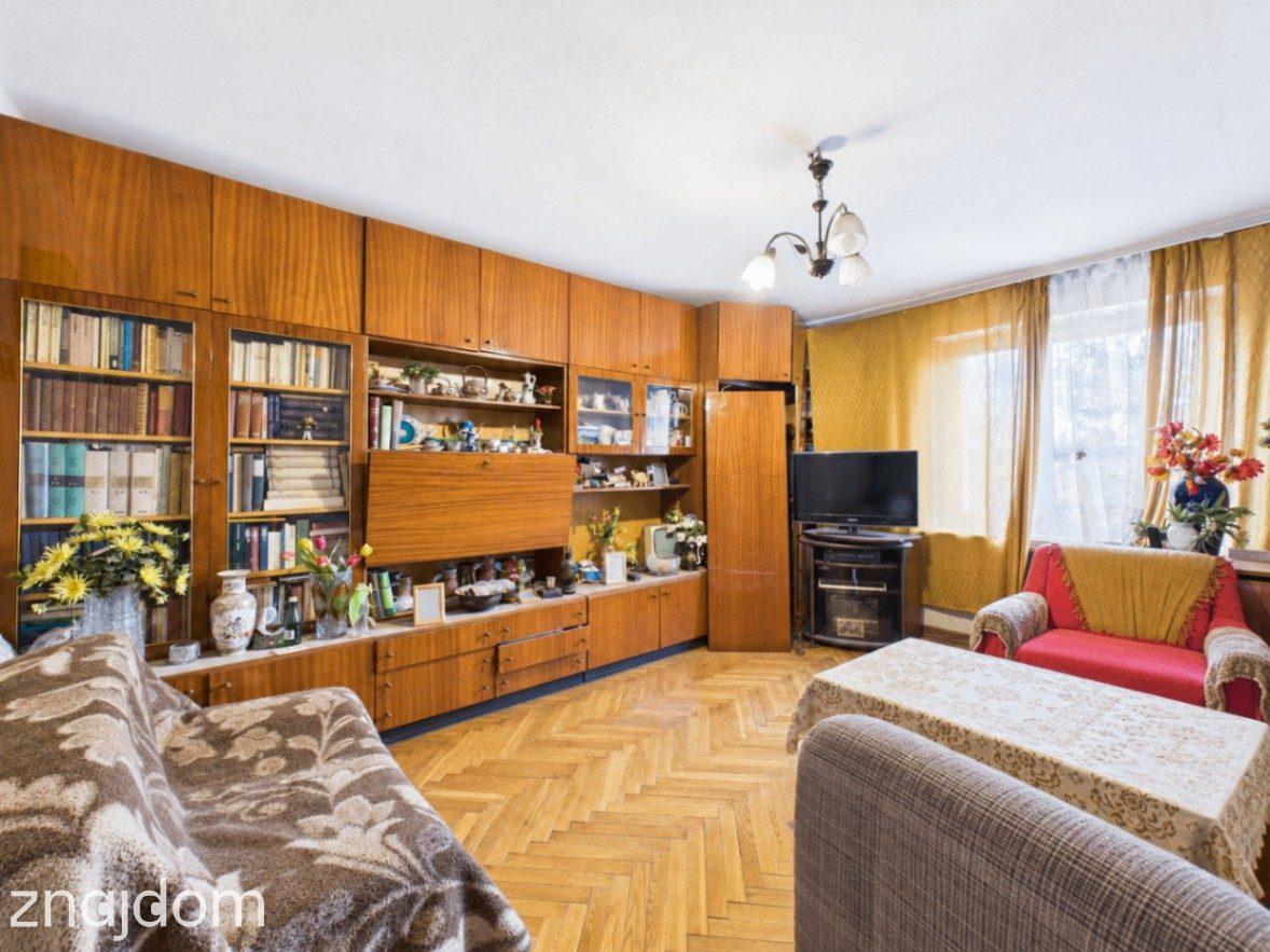 2 pok | 46,11 m2 | Centrum | balkon | CO miejskie