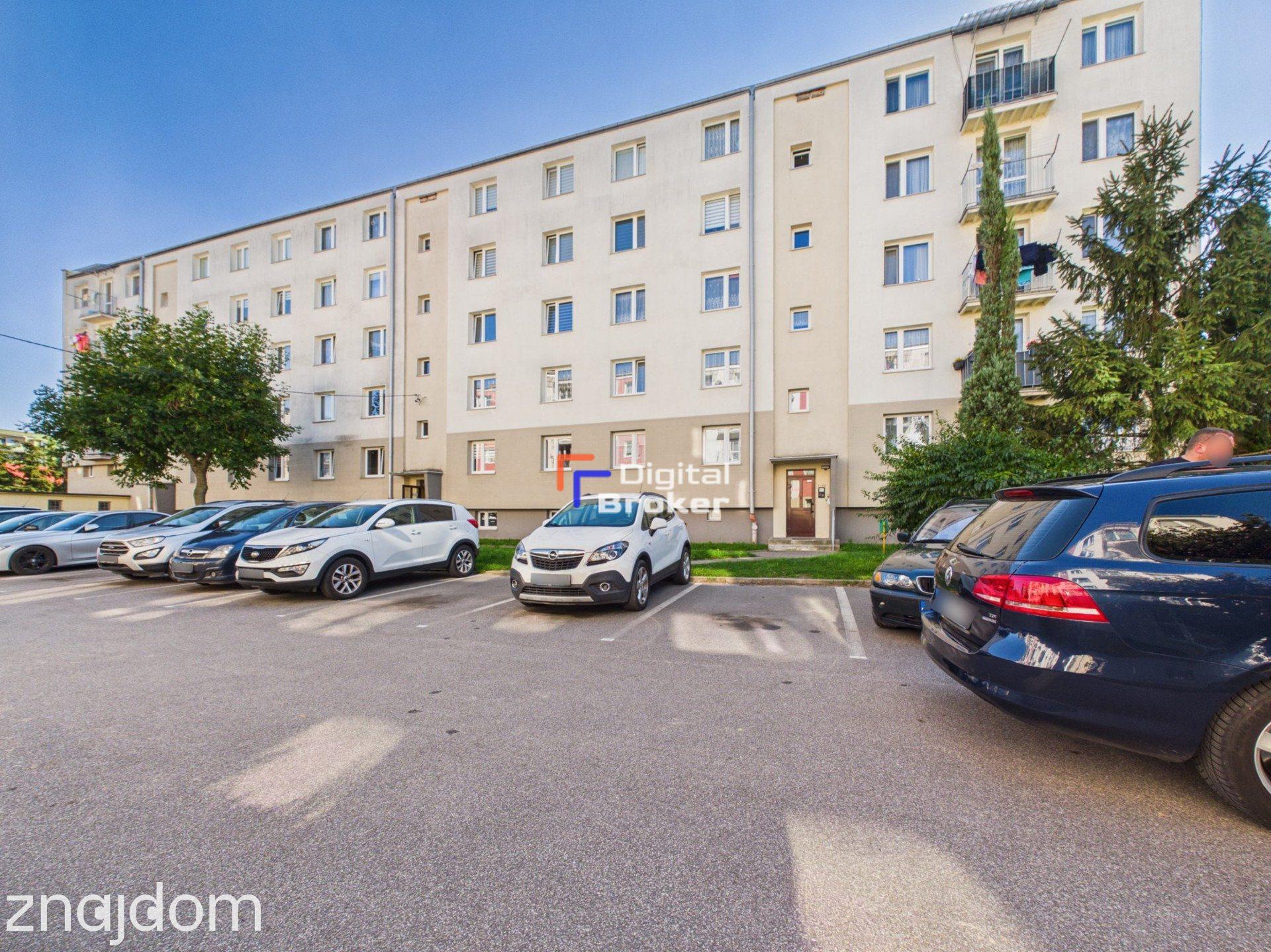 38 m² / gotowe do wprowadzenia / 1 piętro / balkon / Ozorków - zdjęcie 15