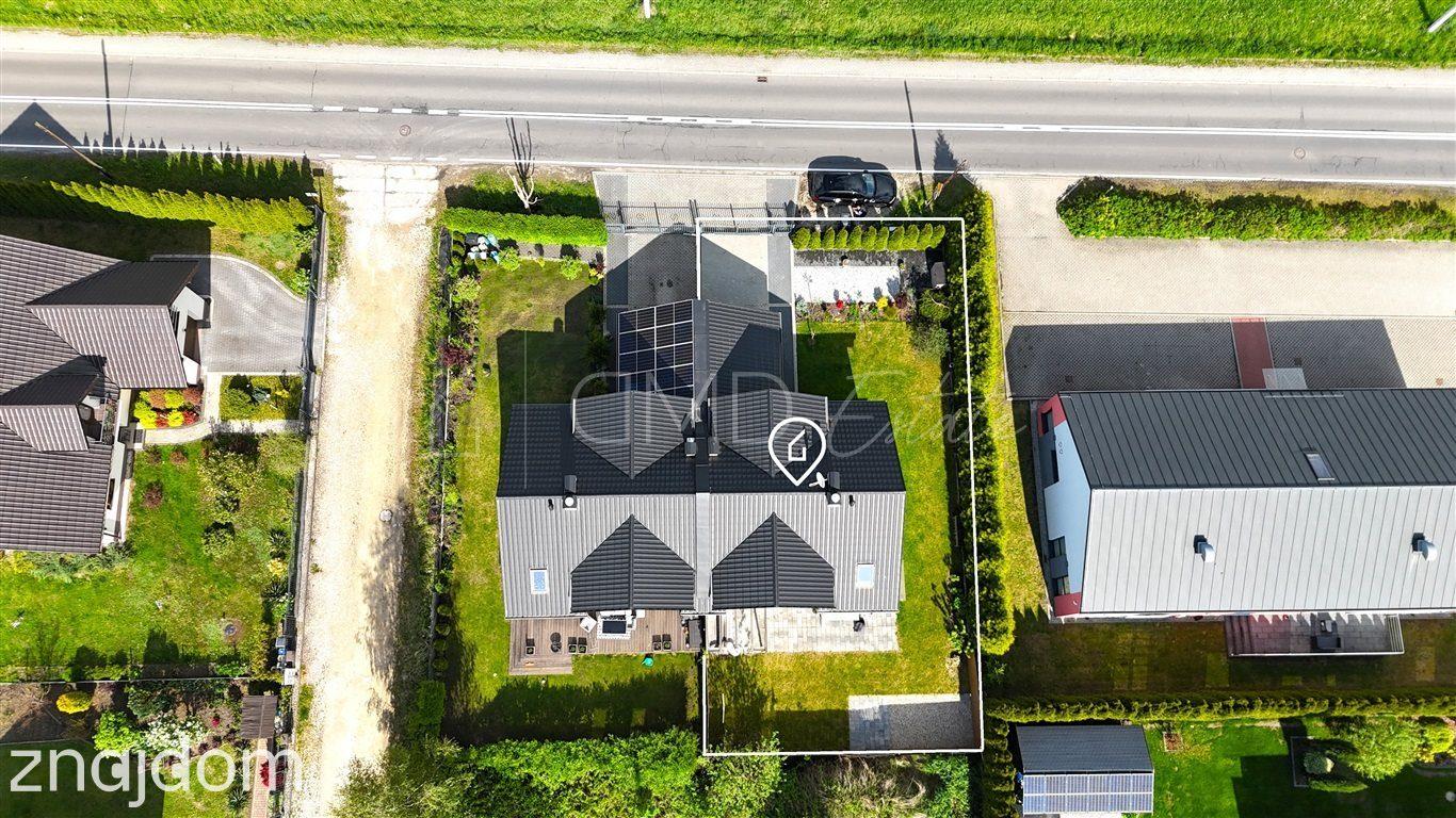 Nowoczesny dom z ogrodem i garażem - zdjęcie 4