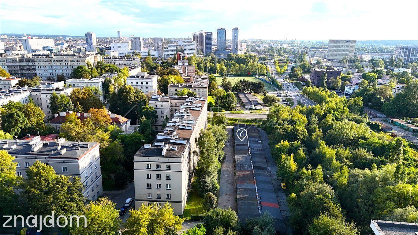 Murowany garaż 16 m² z kanałem i prądem Koszutka - zdjęcie 2