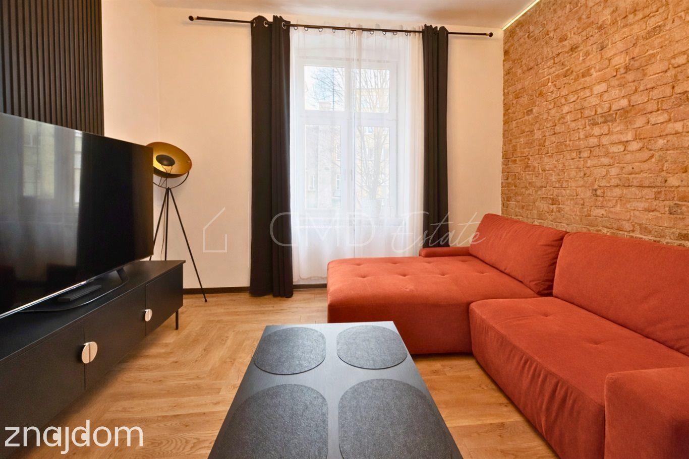 STUDIO , WYSOKI STANDARD, MYSŁOWICE