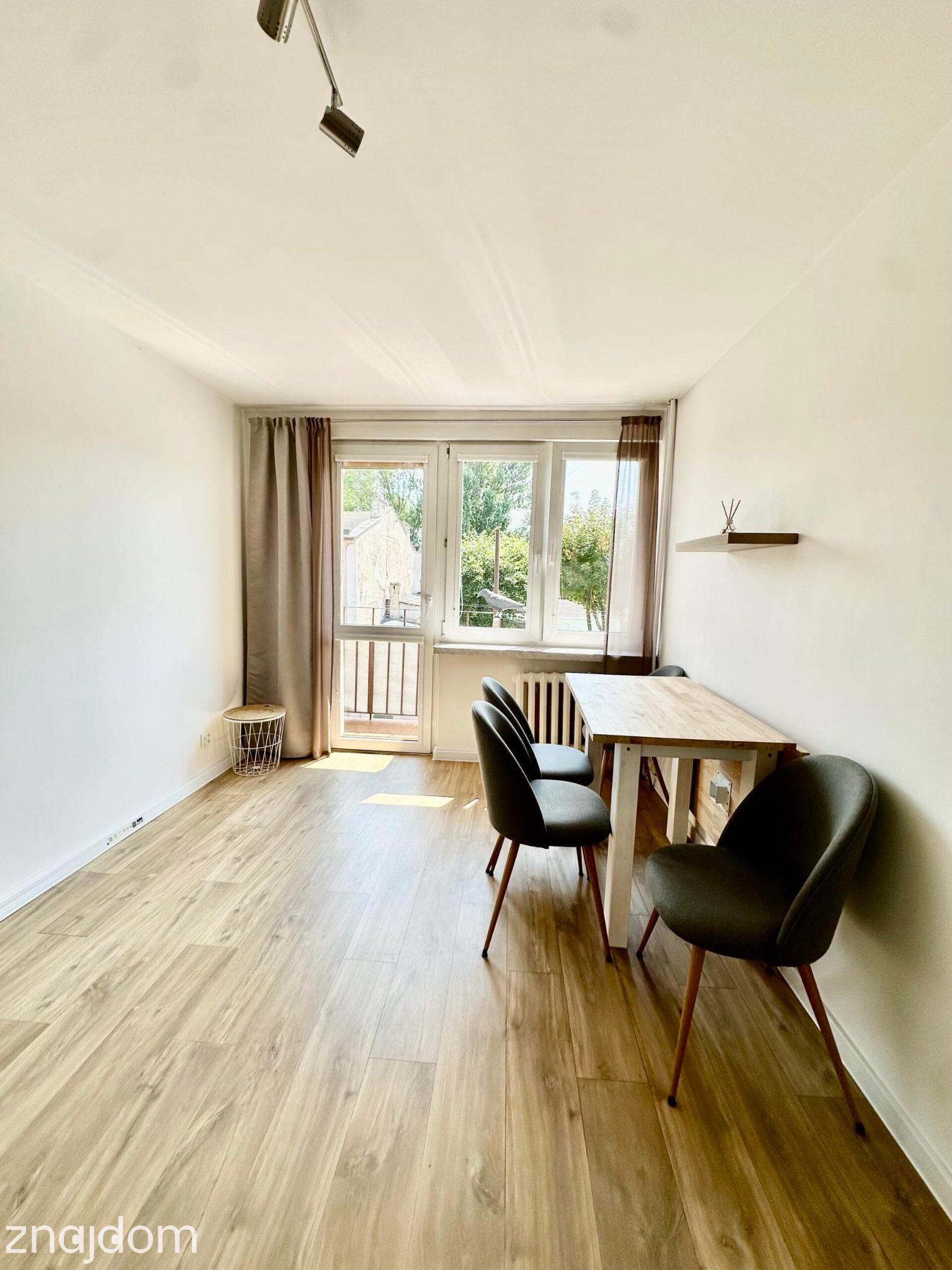Idealna na start lub inwestycję -26m2 po remoncie w centrum miasta - zdjęcie 3