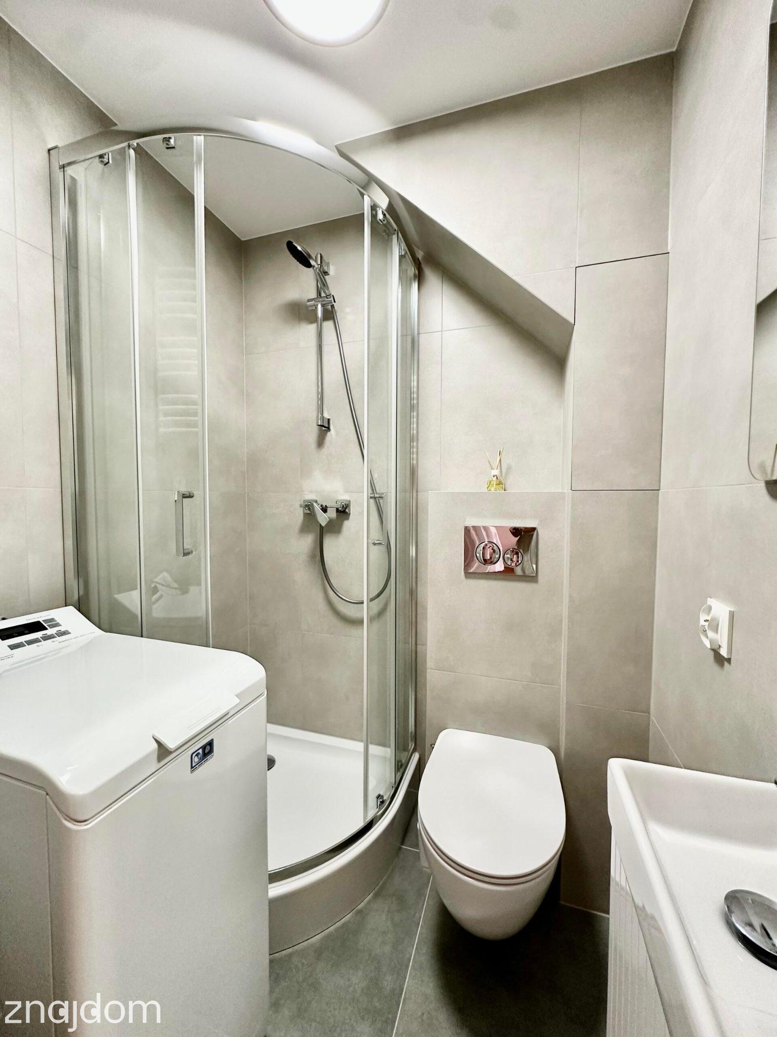 Idealna na start lub inwestycję -26m2 po remoncie w centrum miasta - zdjęcie 8