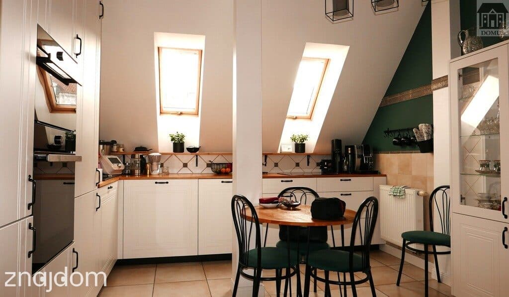 Przestronne 4 pokoje, 113 m², zadbana kamienica - zdjęcie 5