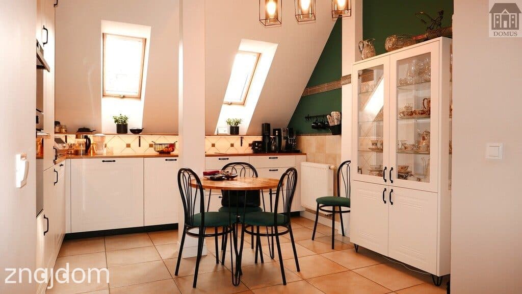 Przestronne 4 pokoje, 113 m², zadbana kamienica - zdjęcie 6