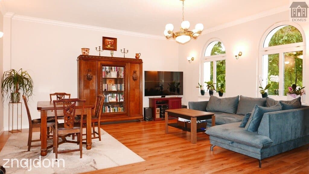 Przestronne 4 pokoje, 113 m², zadbana kamienica - zdjęcie 2
