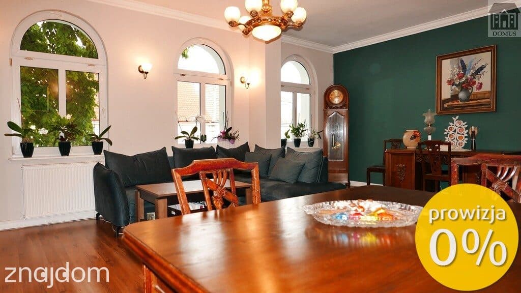 Przestronne 4 pokoje, 113 m², zadbana kamienica