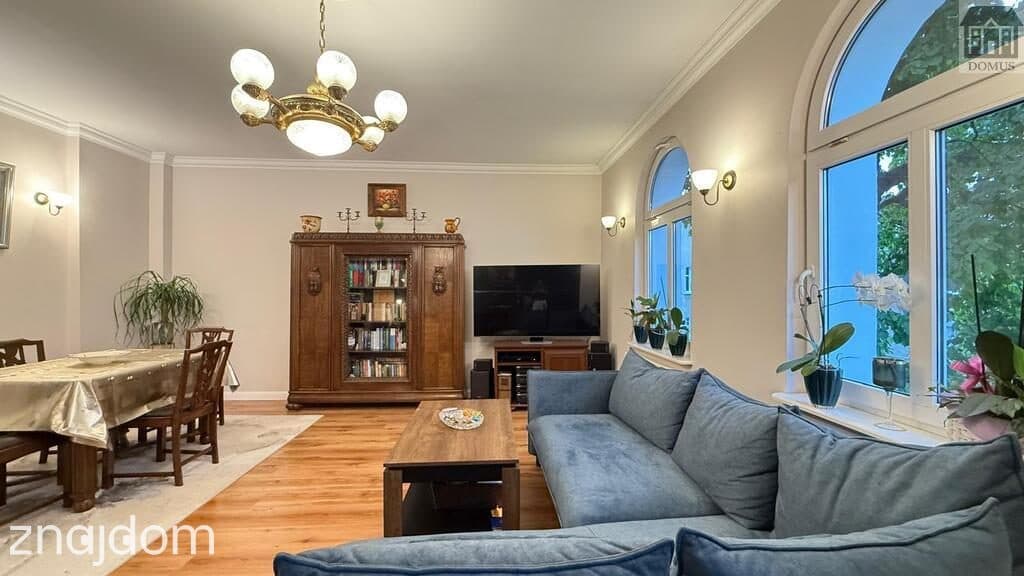 Przestronne 4 pokoje, 113 m², zadbana kamienica - zdjęcie 2