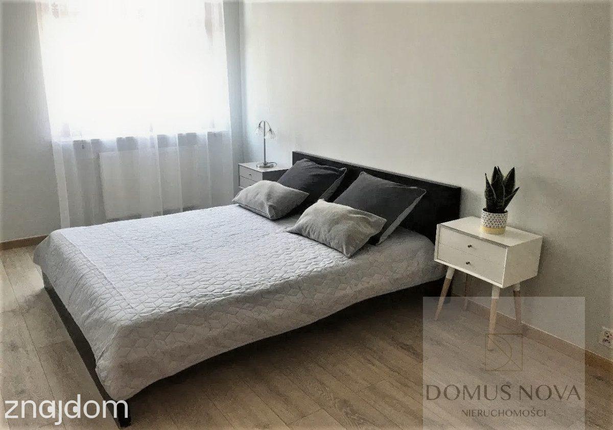 Trzypokojowe apartament - zdjęcie 8