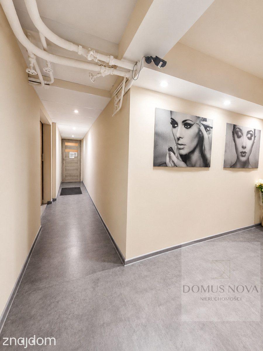 Lokal 25 m2 w przyziemiu - śródmiejska Wola - zdjęcie 8