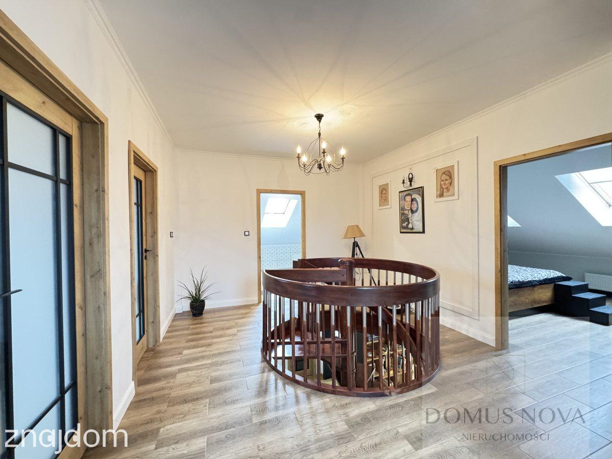 Przestronny dom 315 m² Zabrodzie 35 km od Warszawy - zdjęcie 16
