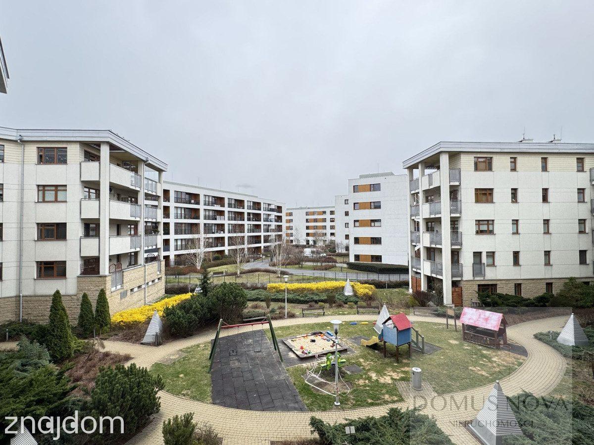 Wyjątkowe 3 pokoje, 2 balkony, 2 łazienki - zdjęcie 16