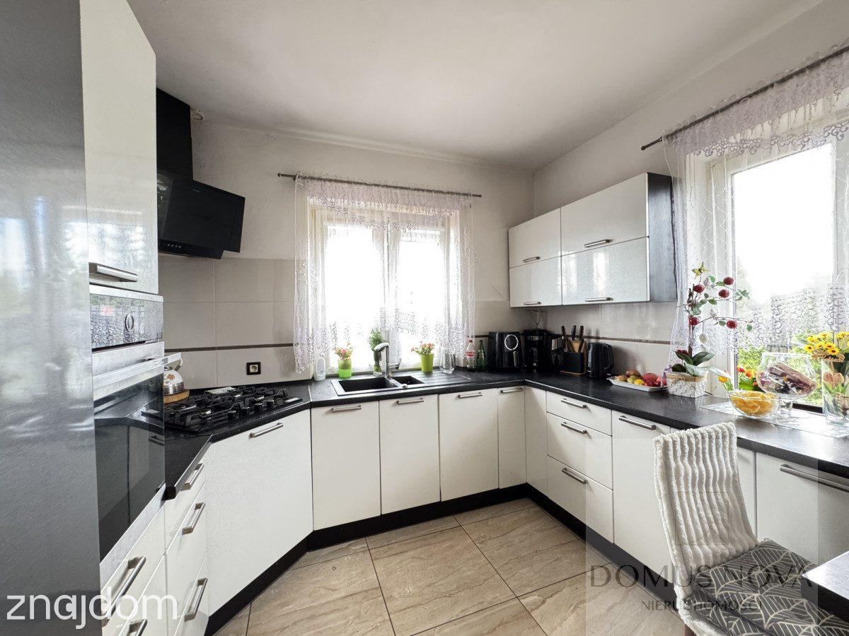 Dom 164 m², Działka 1500 m², 4 Sypialnie, Garaż - zdjęcie 11