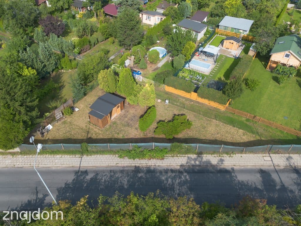 Działka ROD 335 m² z domkiem! ul. Dojazd 38