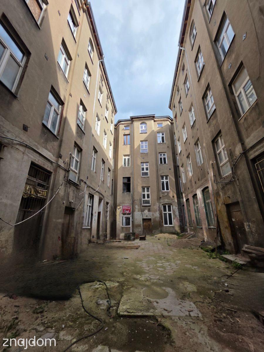 Kamienica z placem do zabudowy obok Manufaktury - zdjęcie 2