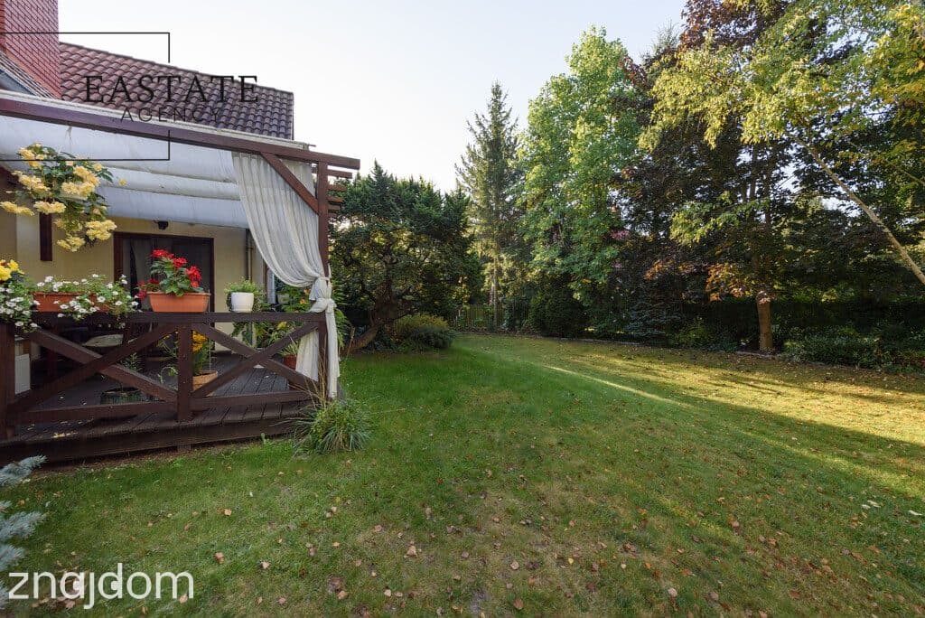 Wyjątkowy dom 240 m² z nagradzanym ogrodem - zdjęcie 8