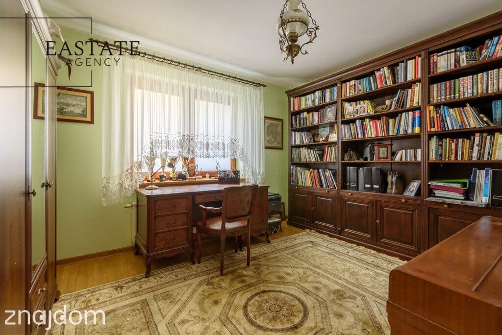 Wyjątkowy dom 240 m² z nagradzanym ogrodem - zdjęcie 9