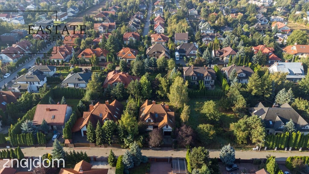 Wyjątkowy dom 240 m² z nagradzanym ogrodem - zdjęcie 20