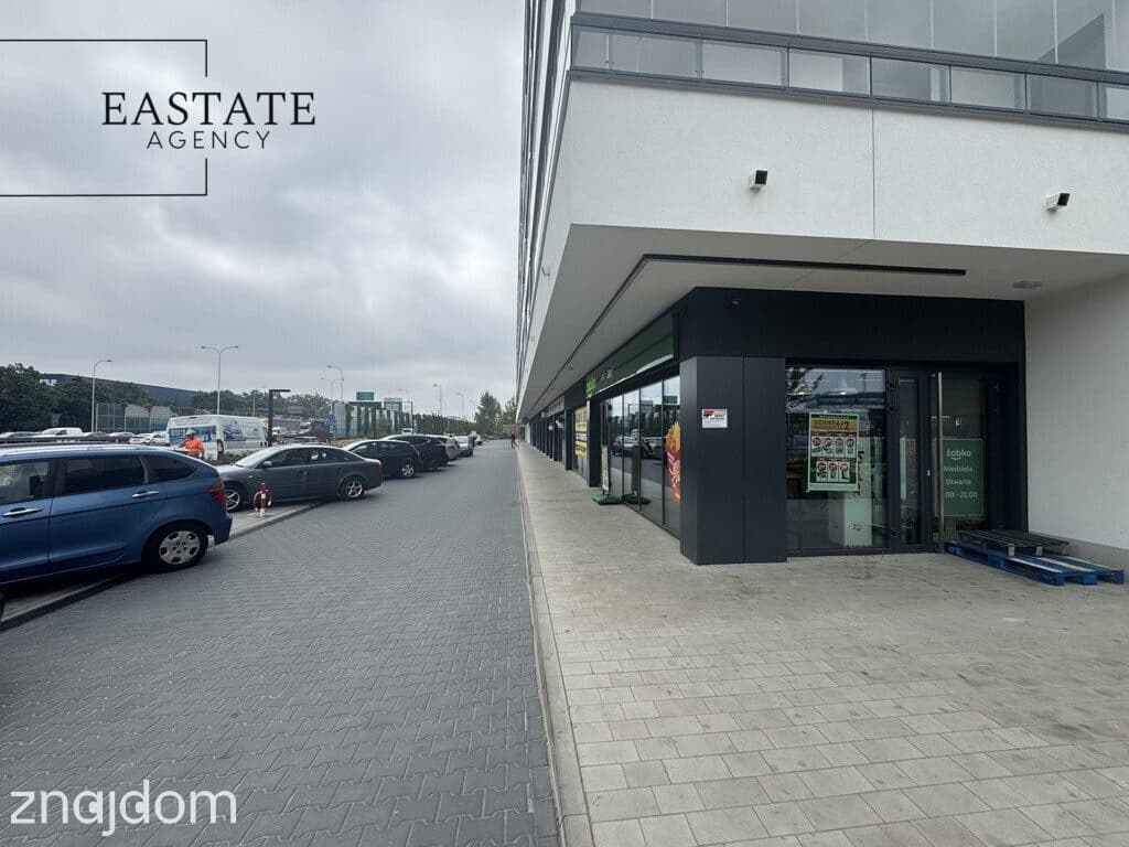 Lokal usługowy 81 m² – parter, duże witryny - zdjęcie 4