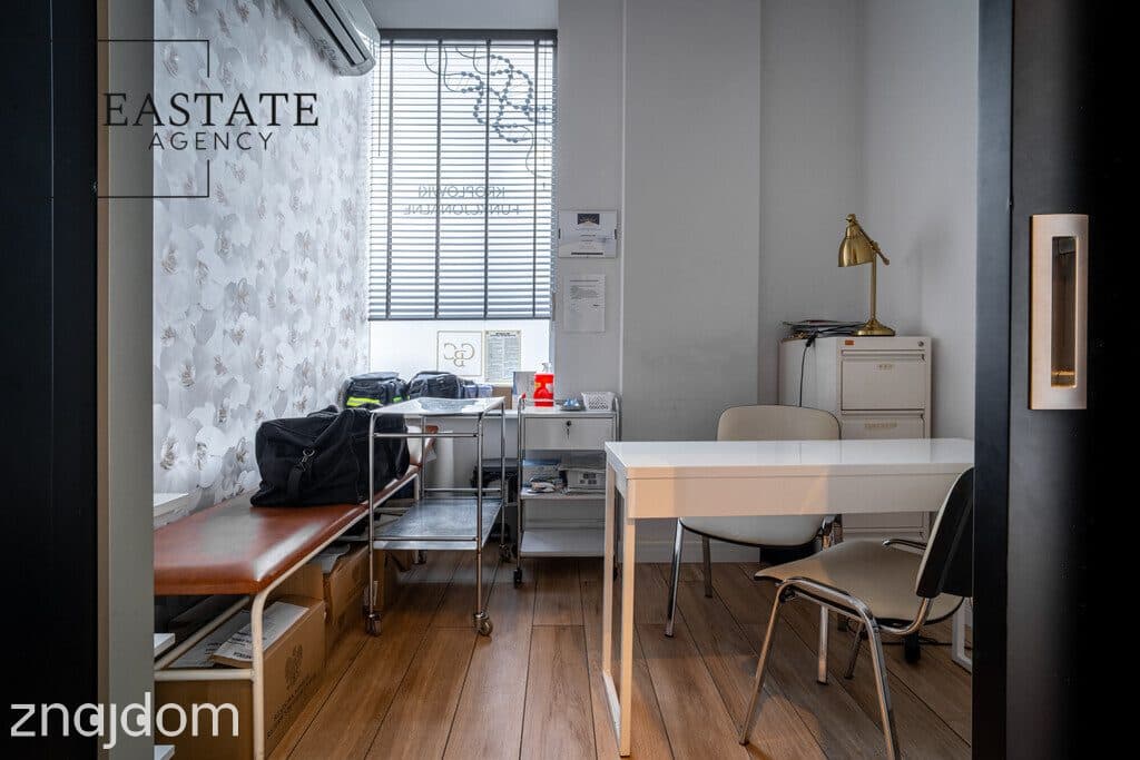 Cesja Kliniki, Gabinety, Duże Witryny, W Centrum - zdjęcie 10