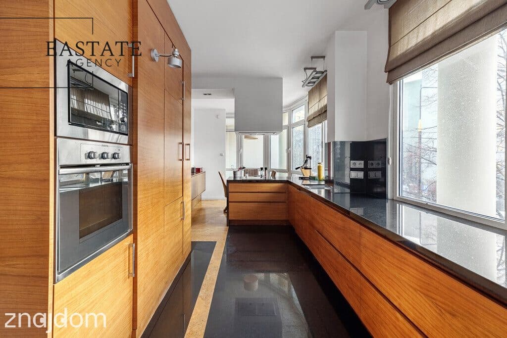 Apartament klasy premium w centrum Warszawy - zdjęcie 2