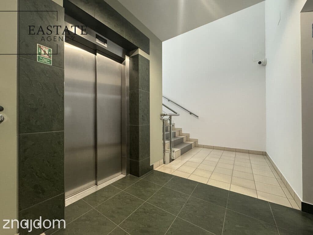Biuro 285 m², 7 gabinetów, klimatyzacja, garaż - zdjęcie 9