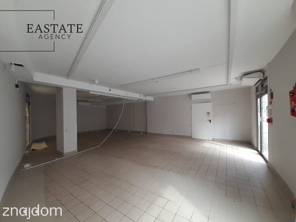 Z ogródkiem 39m2 | Duże witryny z dwóch stron