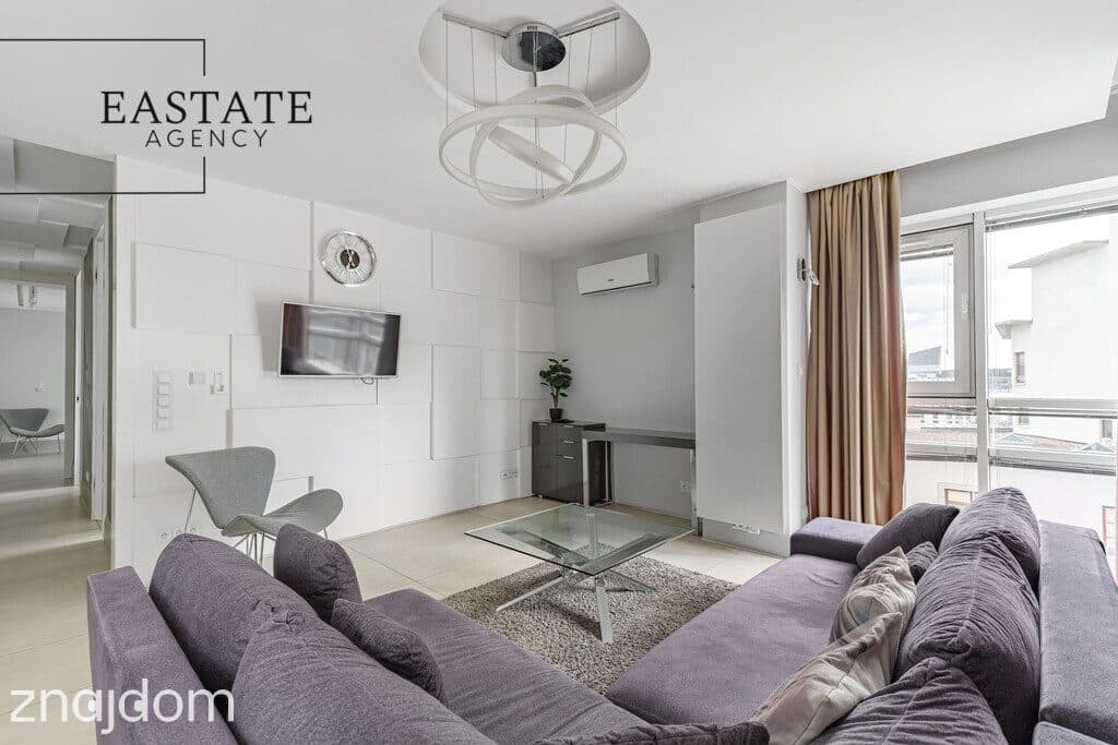 Apartament z panoramą centrum Warszawy - zdjęcie 2
