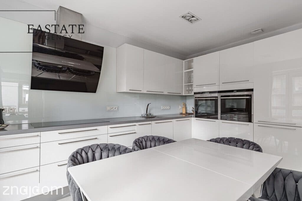 Apartament z panoramą centrum Warszawy - zdjęcie 6
