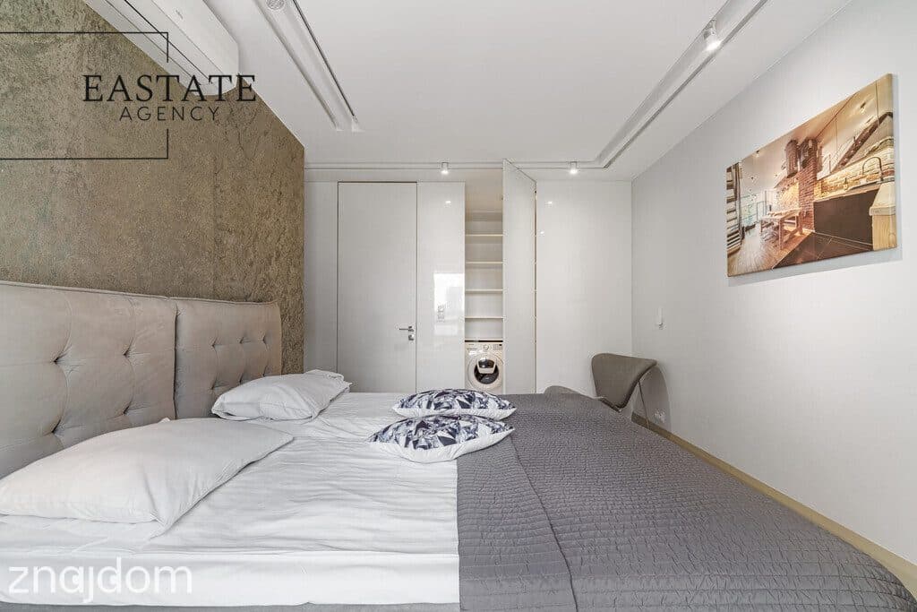 Apartament z panoramą centrum Warszawy - zdjęcie 9