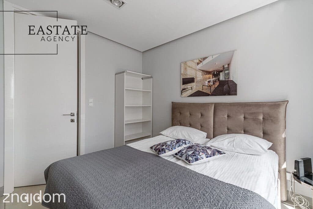 Apartament z panoramą centrum Warszawy - zdjęcie 13