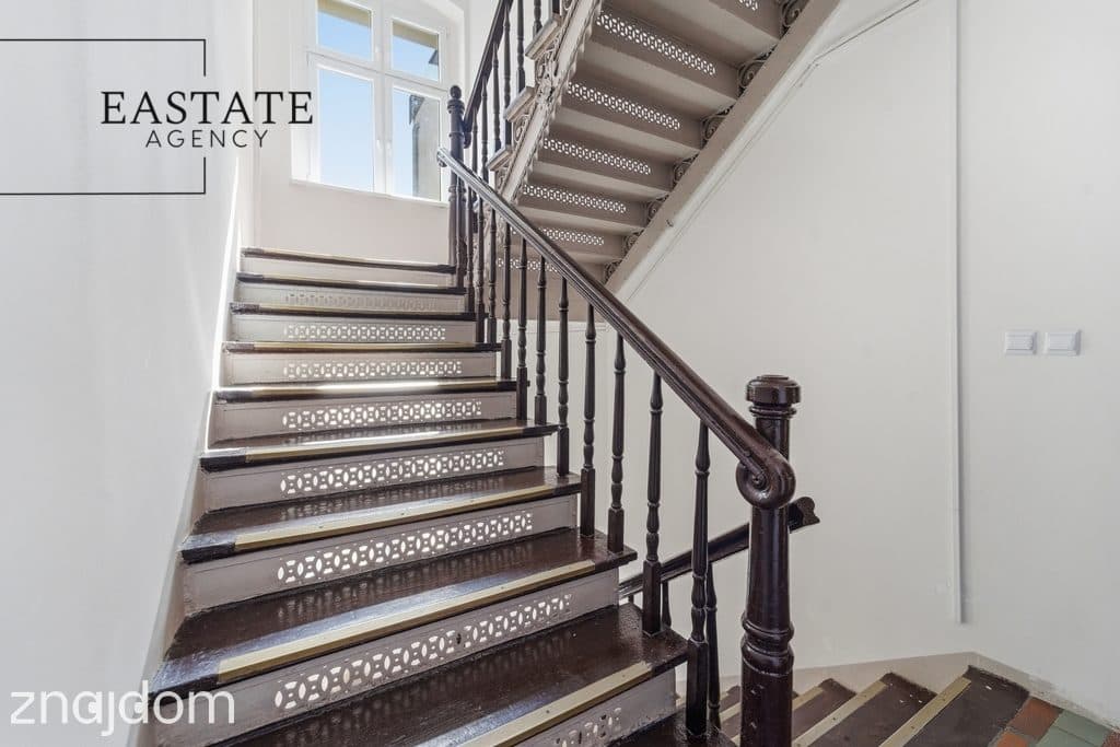 Wyjątkowy apartament w centrum Chorzowa - zdjęcie 17