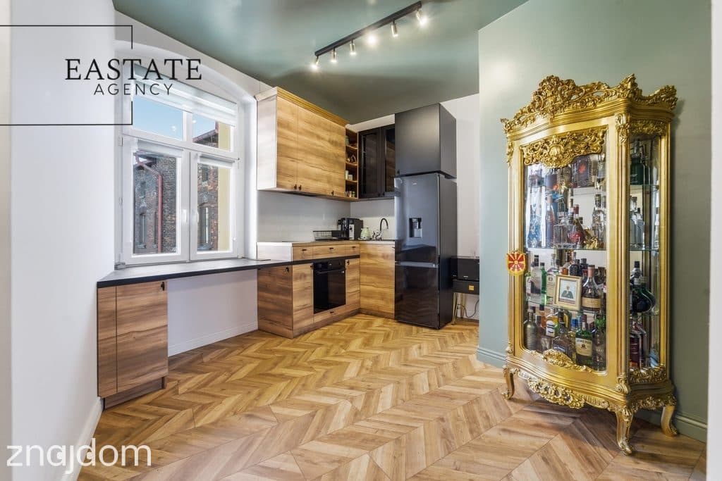 Wyjątkowy apartament w centrum Chorzowa - zdjęcie 10