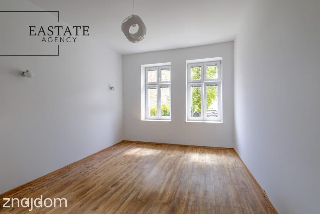 Lokal użytkowy 85 m², Gabinety, Parter